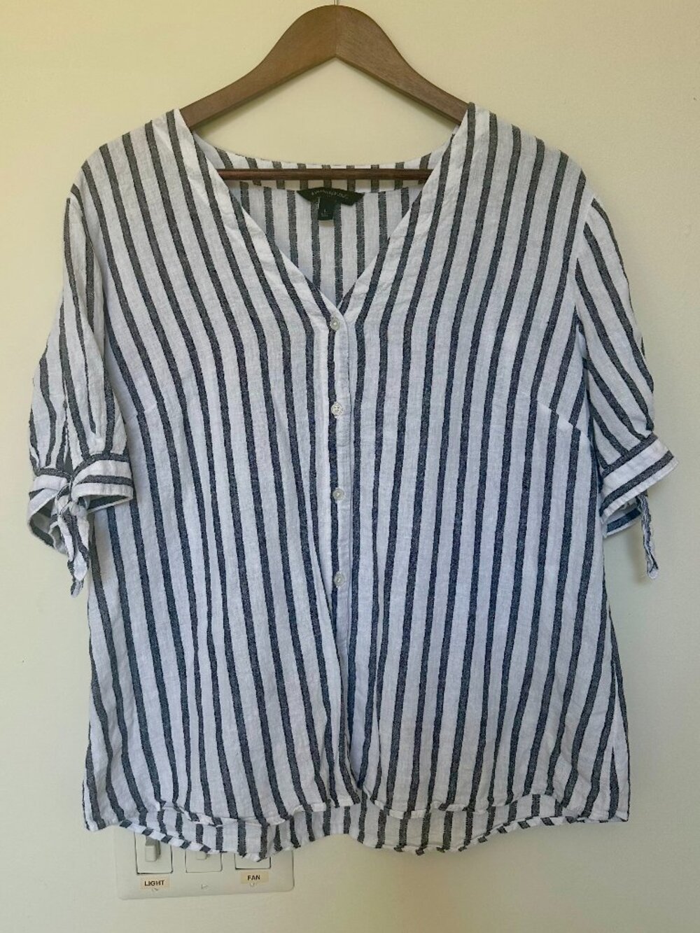 Banana Republic Navy White Vertical Striped Button Up V-Neck with Tie Sleeve L
